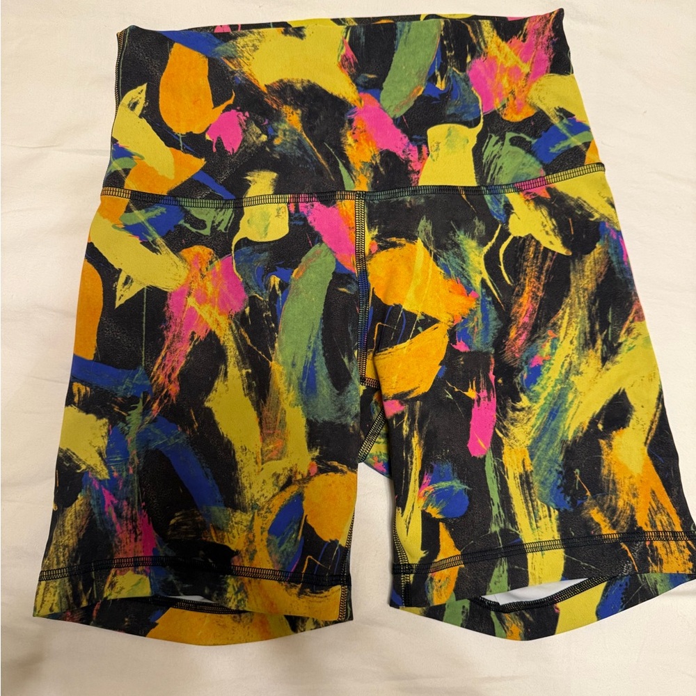 Lululemon Wunder Train High-Rise Shorts
